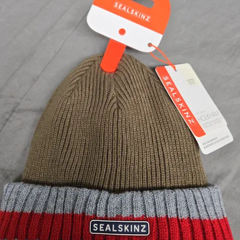 SEALSKIN HAT SIZE S/M 