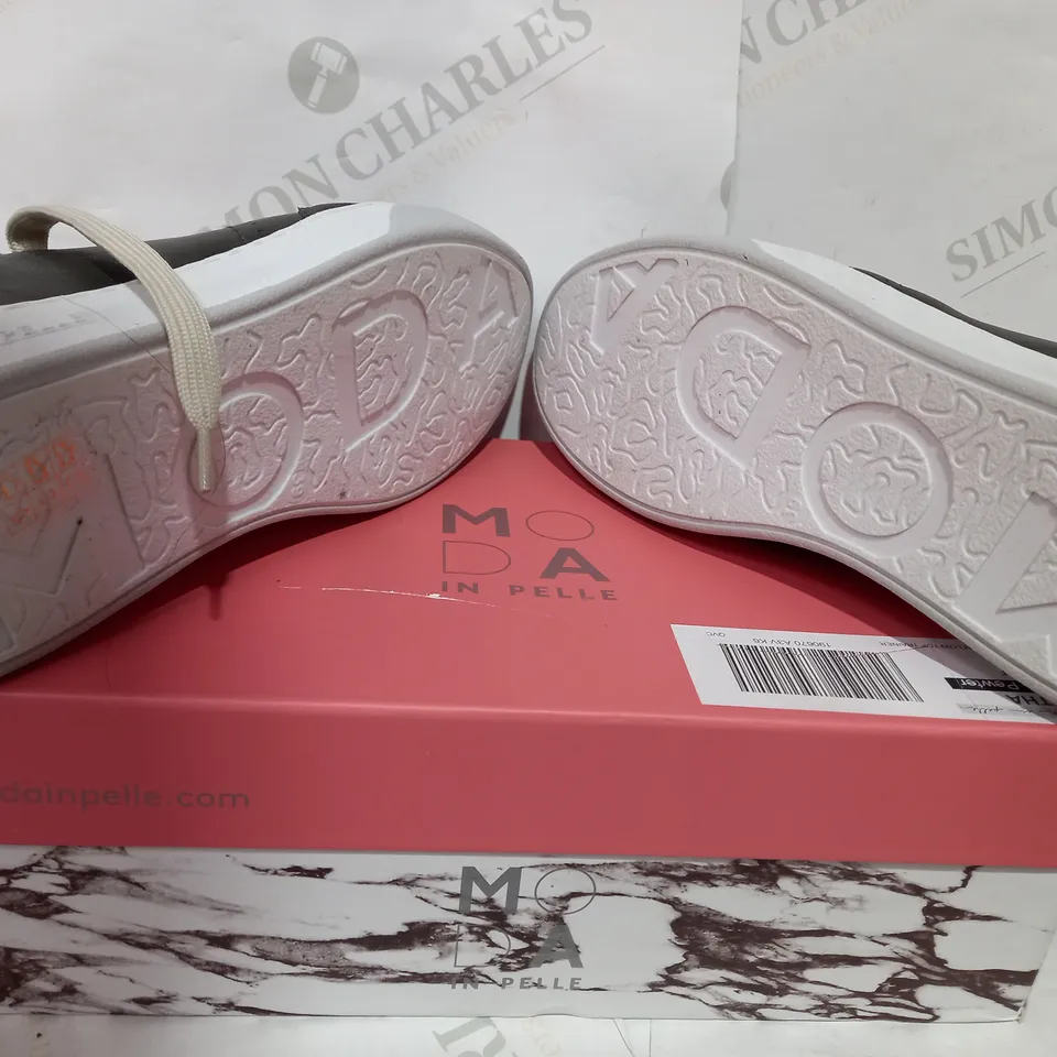 BOXED PAIR OF MODA PEWTER TRAINERS  - SIZE 6