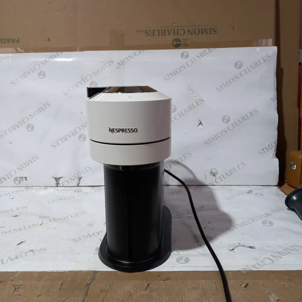 NESPRESSO MAGIMIX COFFEE MACHINE