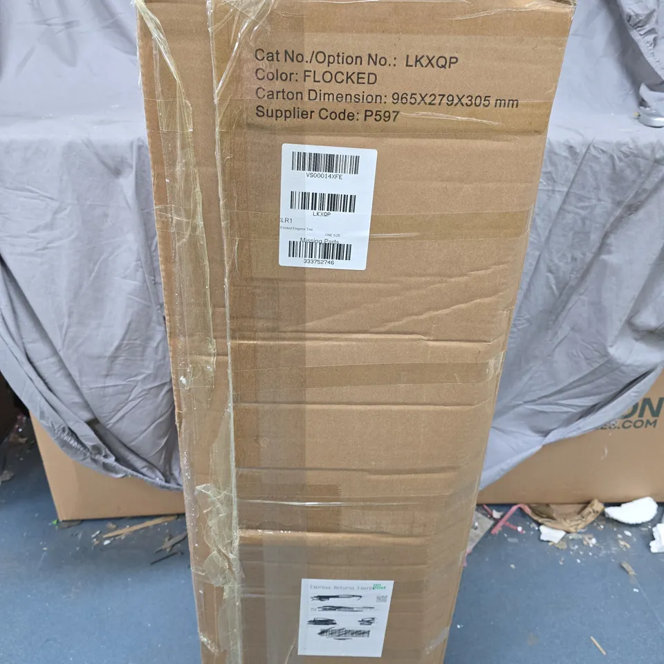 FLOCKED EMPEROR TREE