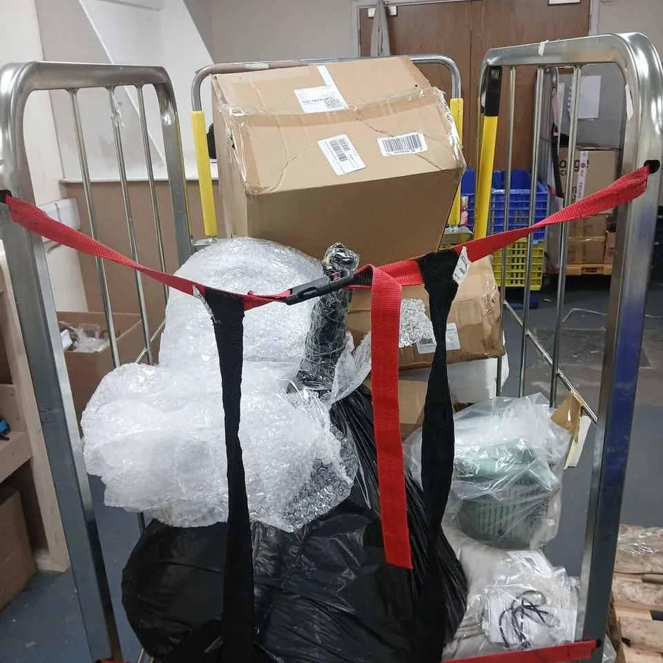 CAGE OF APPROXIMATELY 12 ASSORTED ITEMS TO INCLUDE LANTERN ETC