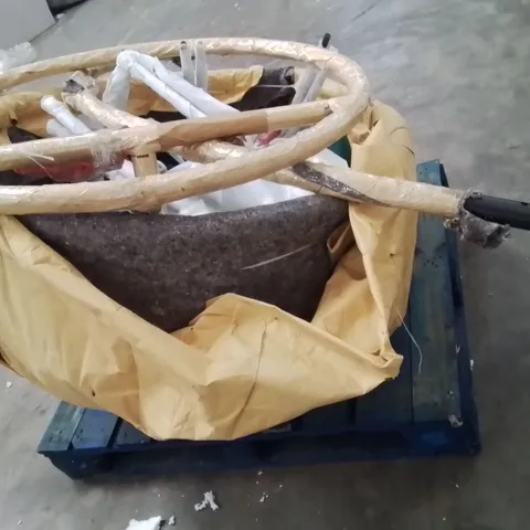 HANGING EGG CHAIR