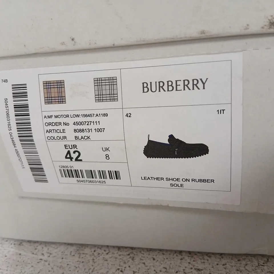 BURBERRY LEATHER LOAFERS – BLACK, UK 8 (EU 42) WITH ZIP DETAIL