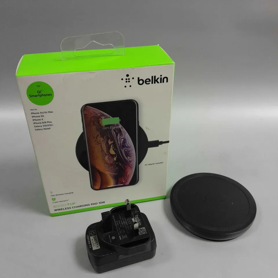 BOXED BELKIN BOOST-UP 10W WIRELESS CHARGING PAD 