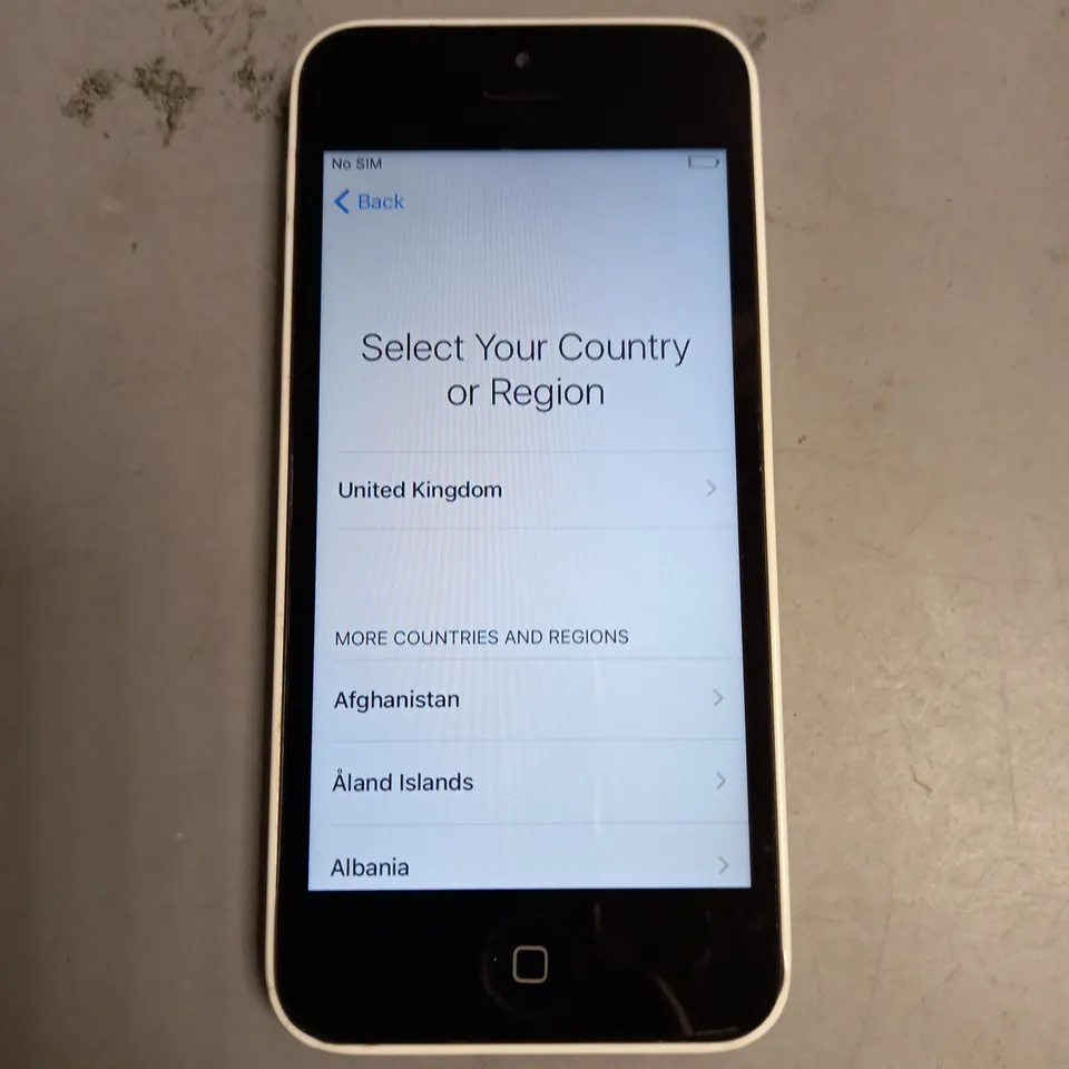 UNBOXED APPLE IPHONE WHITE
