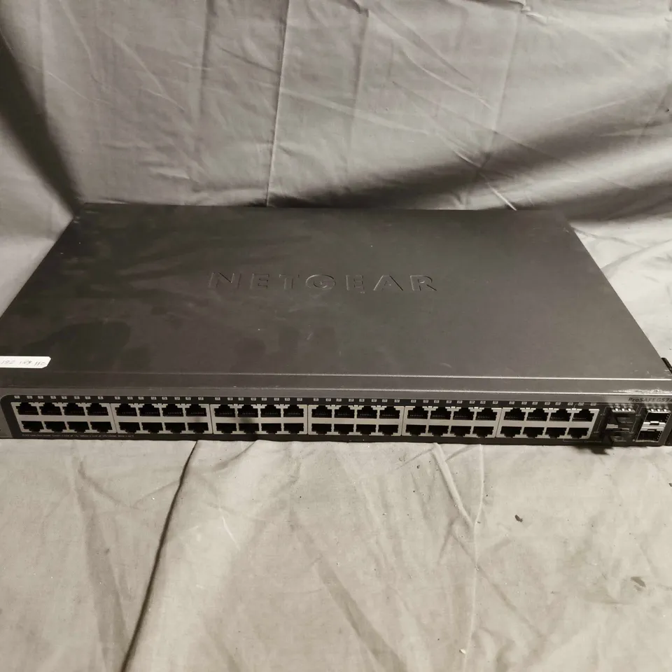 NETGEAR PROSAFE GS748T 48-PORT GIGABIT SMART SWITCH – RACKMOUNT, 2 SFP COMBO PORTS