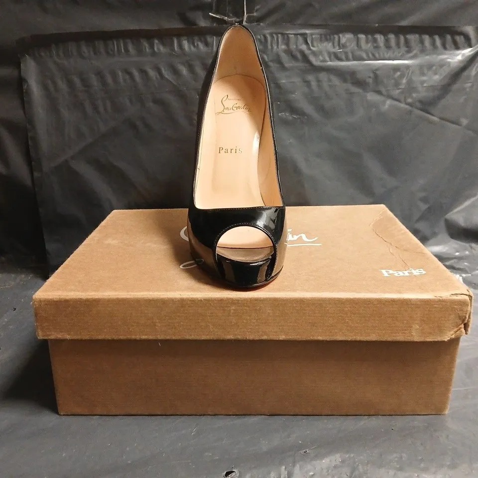 BOXED PAIR OF CHRISTIAN LOUBOUTIN PEEP TOE STILETTO HEELS IN BLACK SIZE EU 38