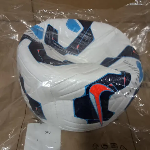 Nike aerosculpt size 5 football
