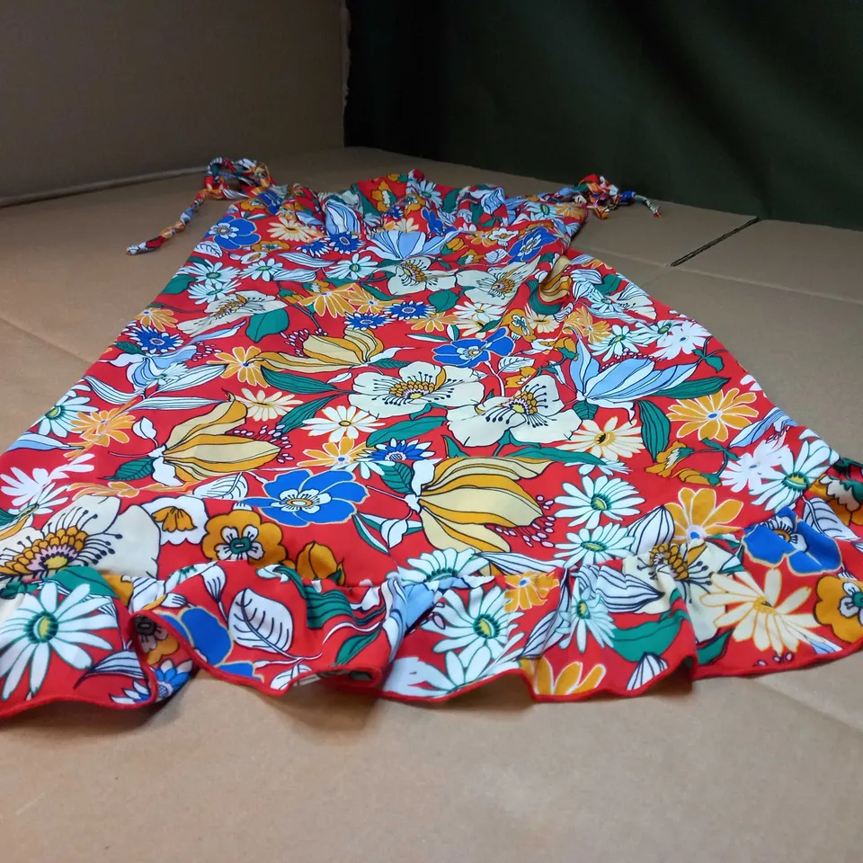 URBAN THREADS RED JUNGLE FLORAL PRINT DRESS - SIZE 16