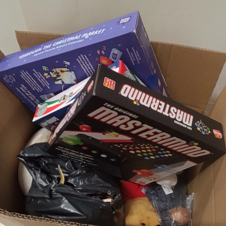 BOX OF ASSORTED GAMES, TOYS, PLUSHIES