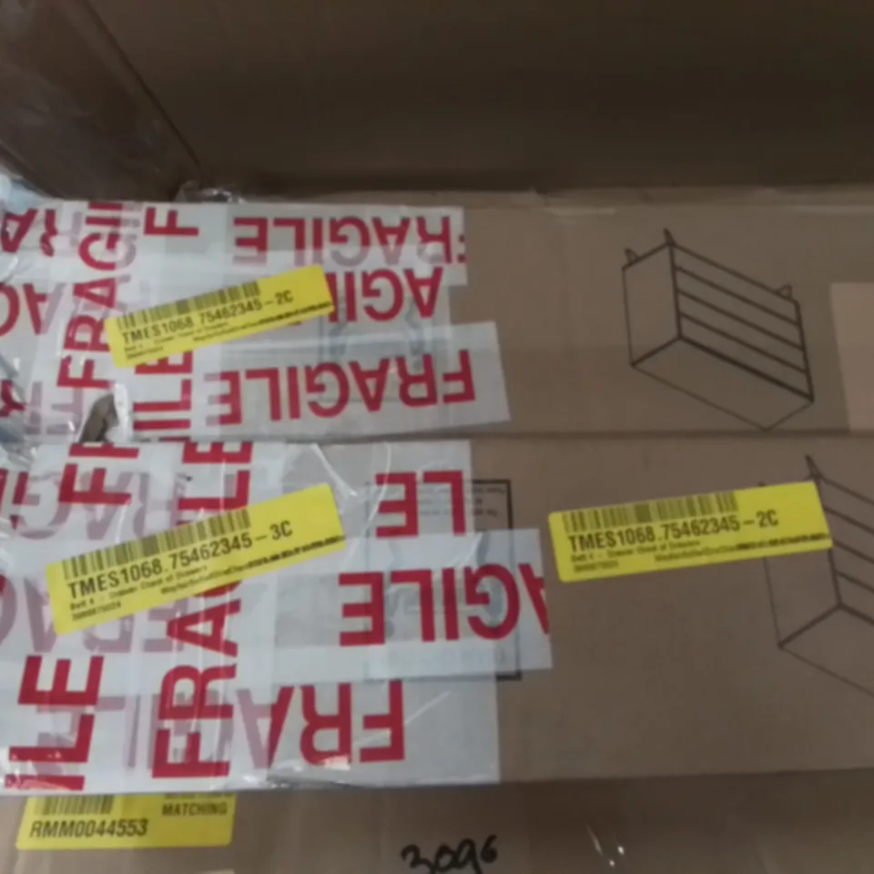 BETT 4 DRAW CHEST OF DRAWS (3 BOXS)