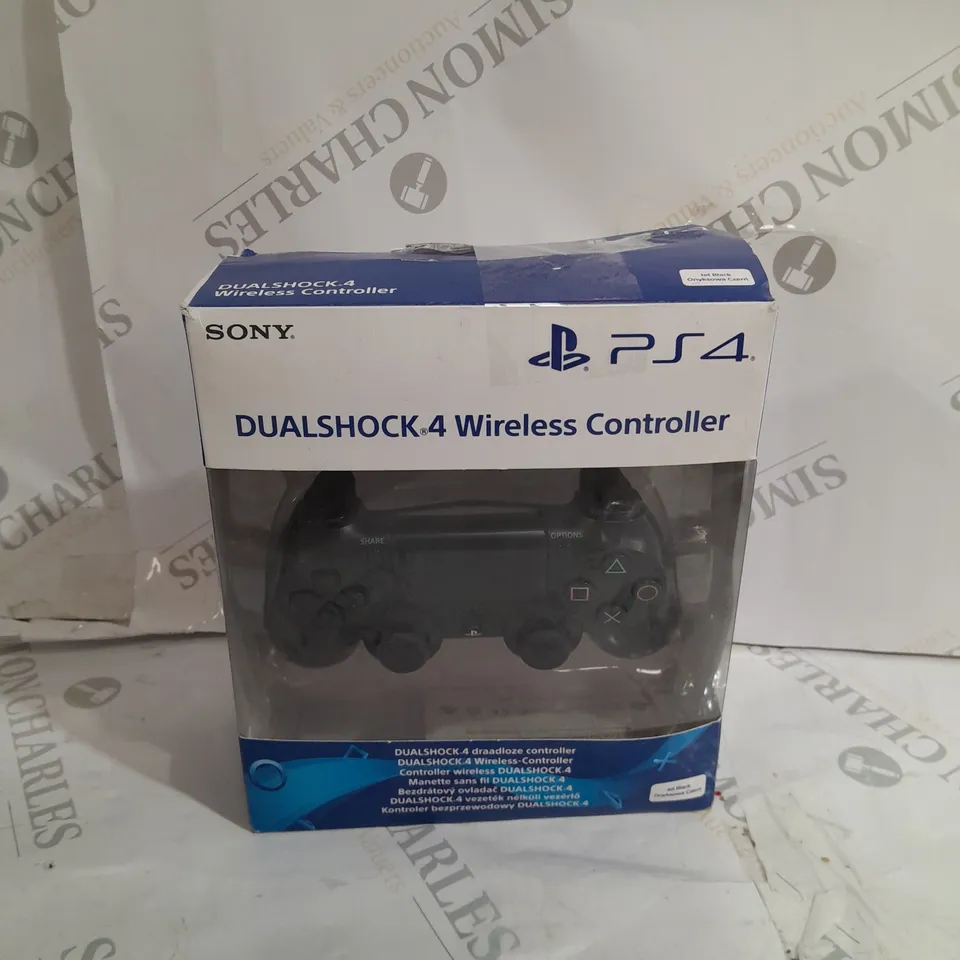 PS4 DUALSHOCK WIRELESS CONTROLLER