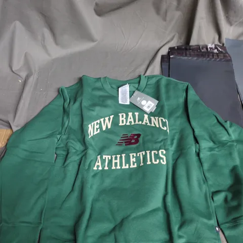 NEW BALANCE GREEN SWEATSHIRT – UK SIZE L