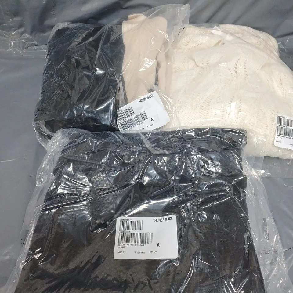 APPROXIMATELY 10 ASSORTED CLOTHING ITEMS TO INCLUDE TROUSERS, SWEATERS, TOPS, ETC