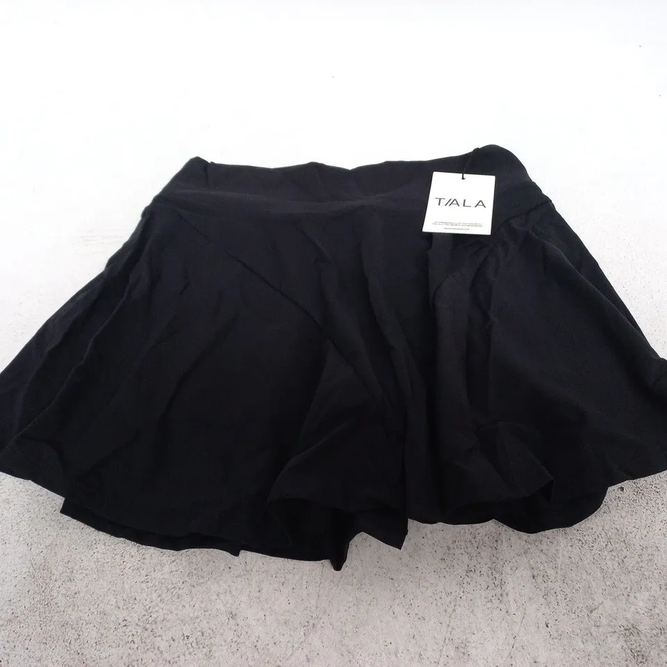 TALA DAYFLEX FLOATY SKORT – SHADOW BLACK, SIZE M