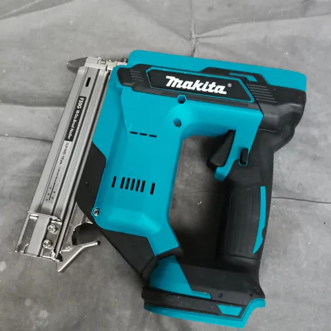MAKITA DFN350 BRAD NAILER 