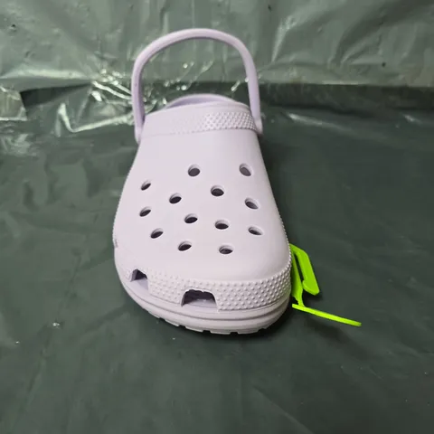 CROCS CLASSICS SANDALS - LIGHT PUPLE - SIZE M9 W10