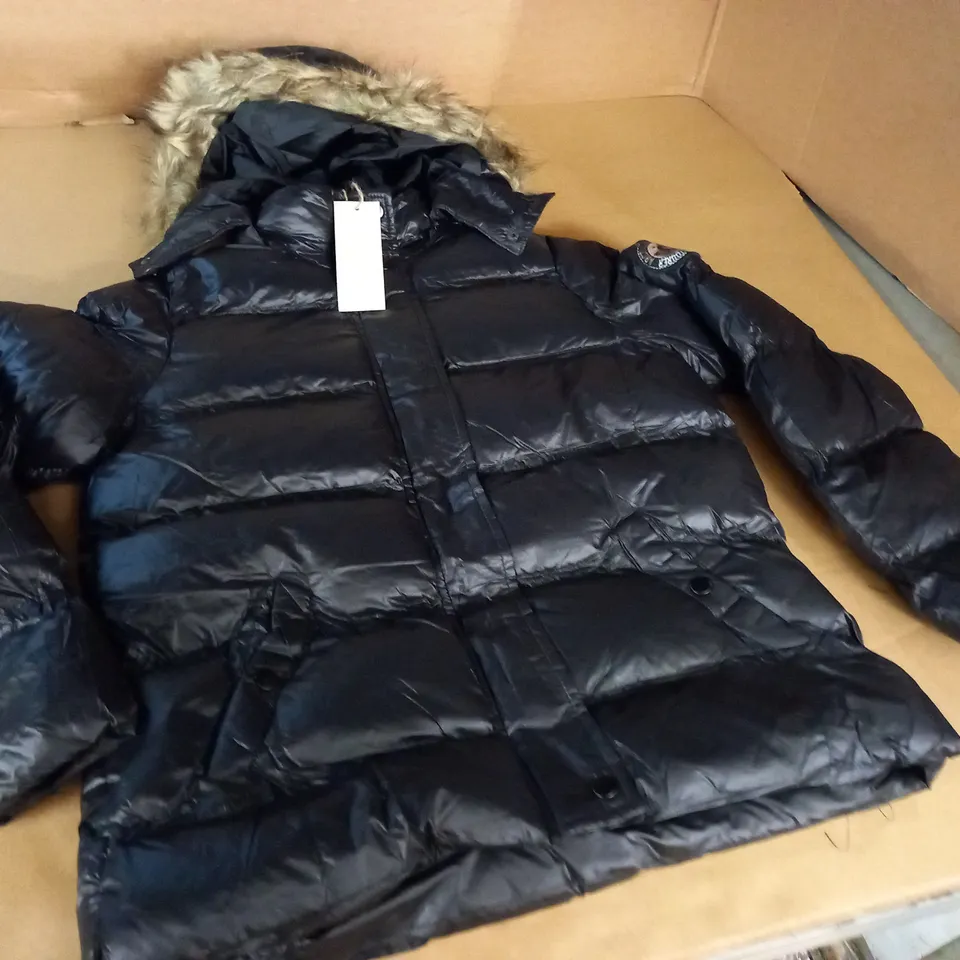 BOOHOO HIGH SHINE HOODED PADDED COAT WITH FAUX FUR - 12
