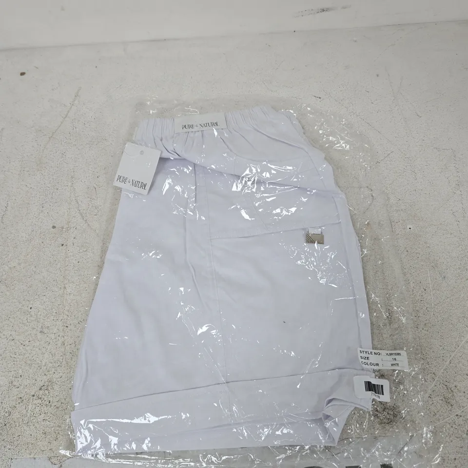 PURE & NATURAL WHITE WOMEN'S SHORTS, UK 16
