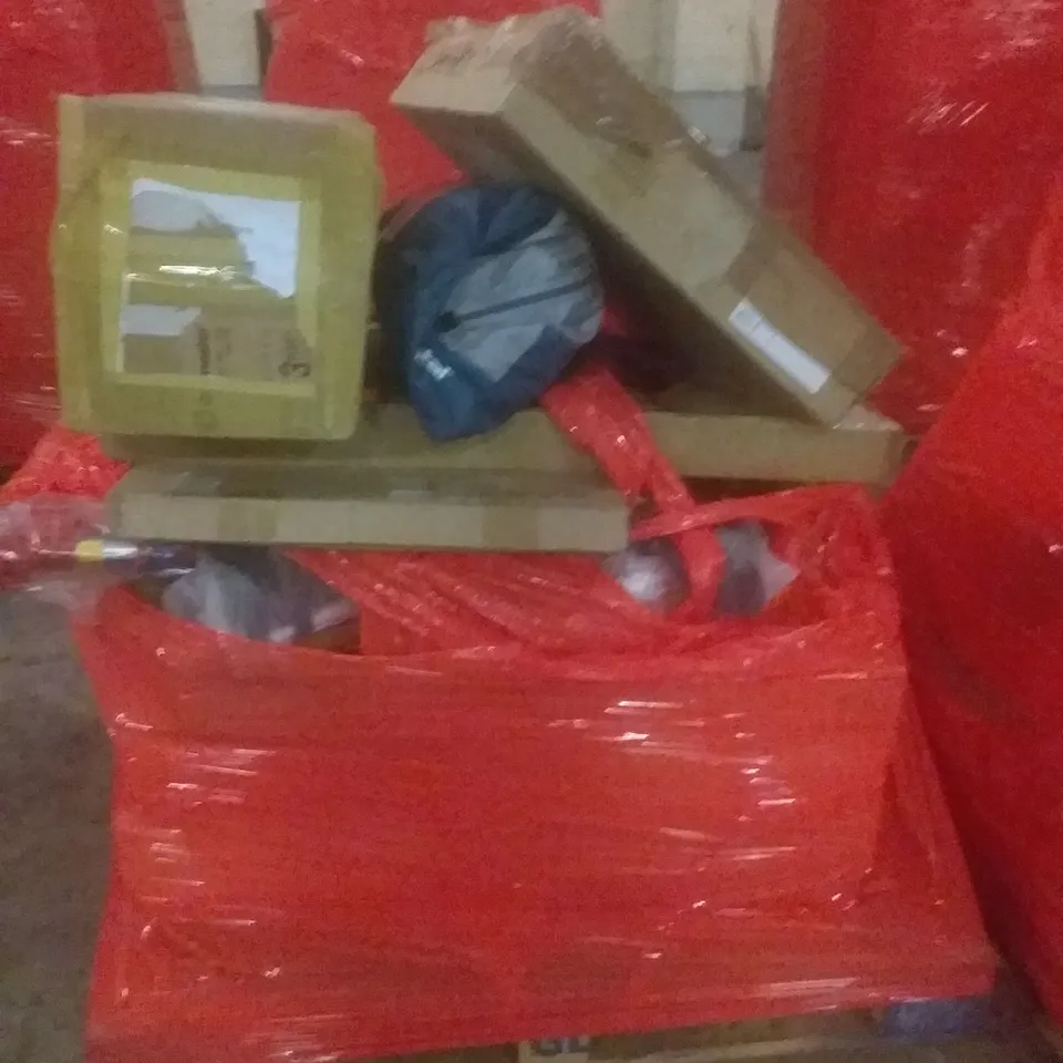 PALLET OF ASSORTED ITEMS INCLUDING FOOTSTOOL, ALUMINIUM LADDER, POP UP TENT, VACUUM CLEANER