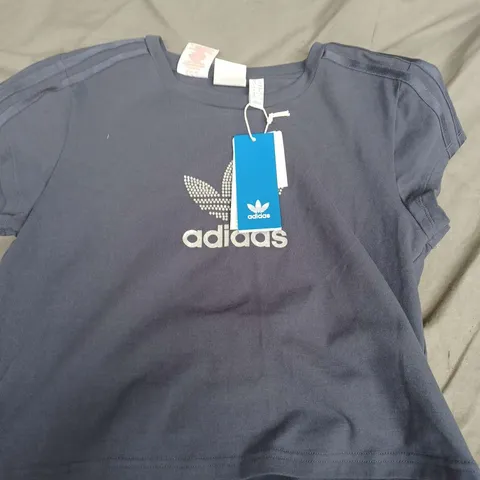 ADIDAS CHILDRENS LOGO TEE IN NAVY - UK 14-15Y