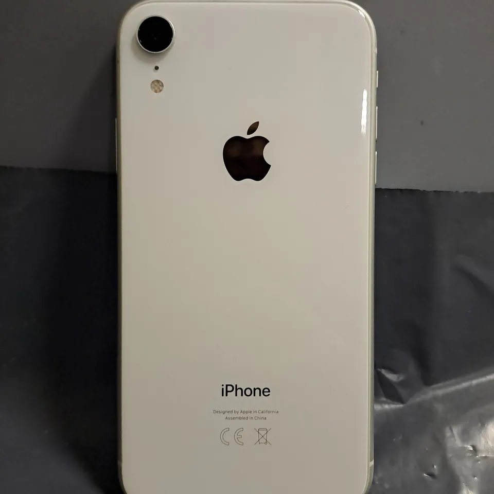 APPLE IPHONE XR