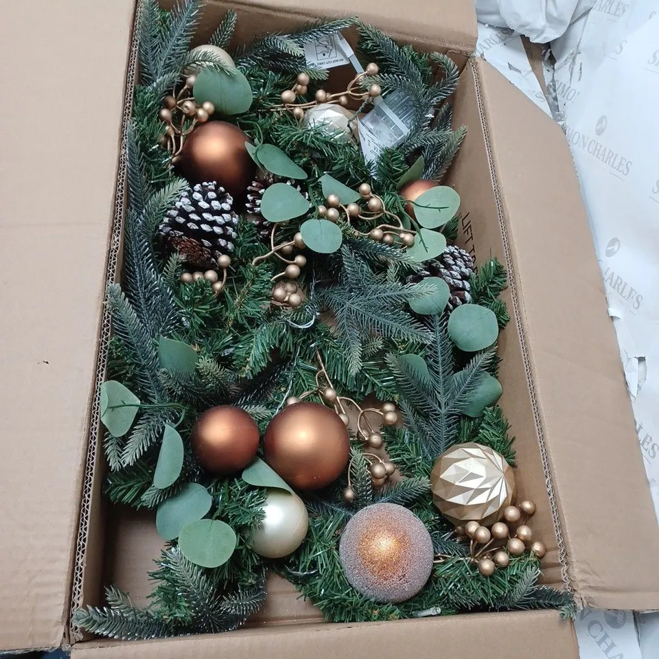 6FT COPPER AND GOLD PRE LIT GARLAND RRP £29.99