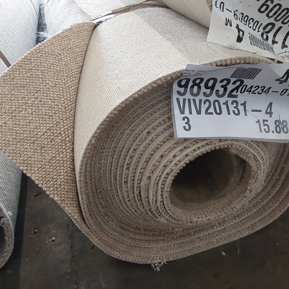 ROLL OF QUALITY BEACHCOMBER BARNACLE CARPET // SIZE: APPROX 4 X 15.88m