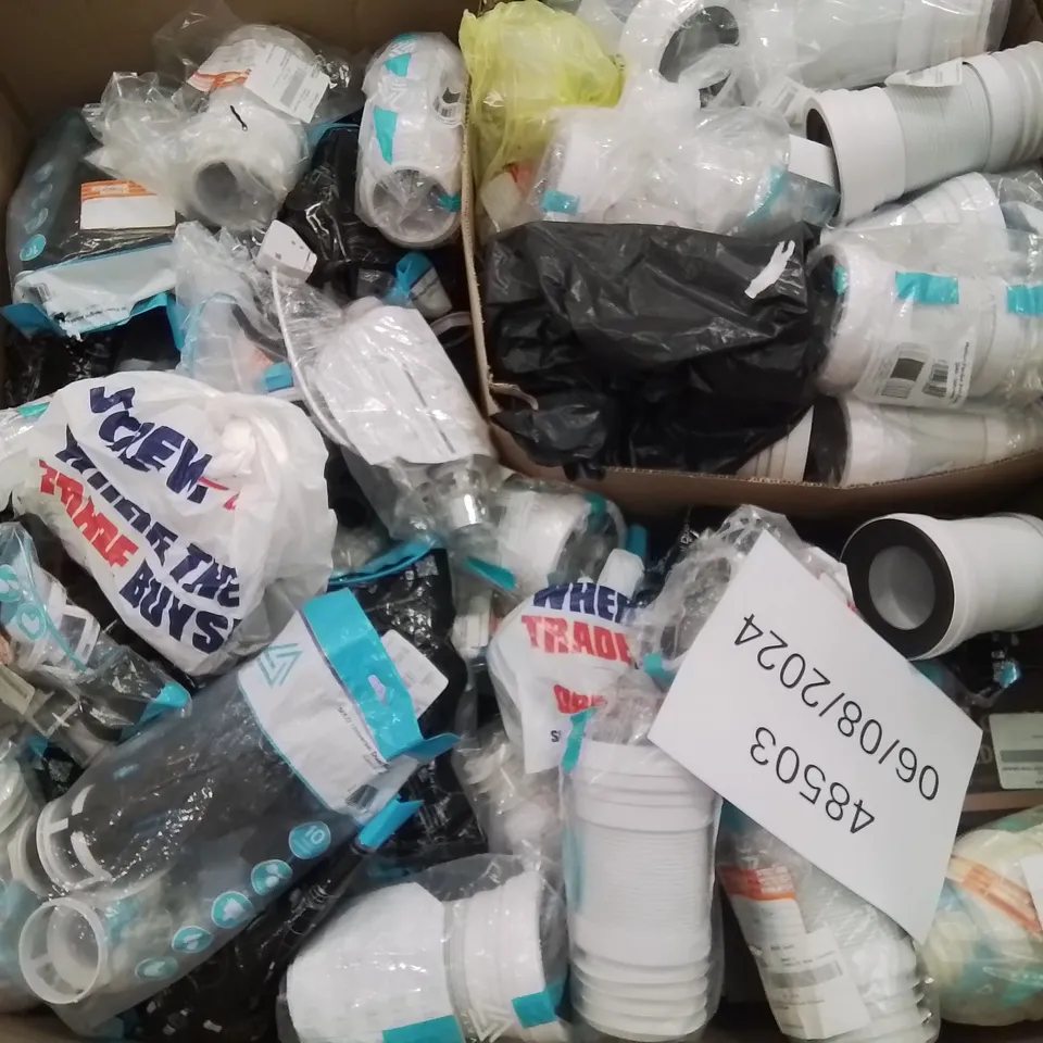 PALLET CONTAINING VARIOUS ELECTRICAL AND PLUMBING SUPPLIES TO INCLUDE: FLEXI WC FITTINGS ETC.
