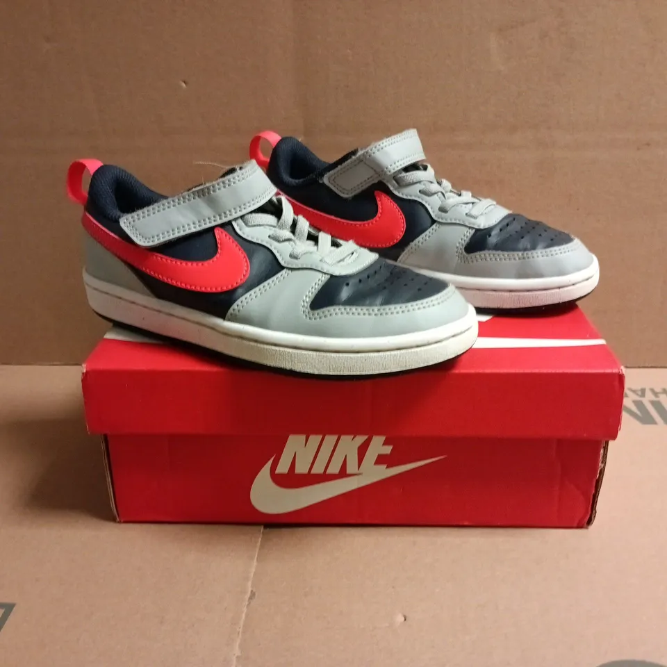BOXED PAIR OF NIKE KID'S TRAINERS IN GREY/NAVY/RED SIZE UK 12