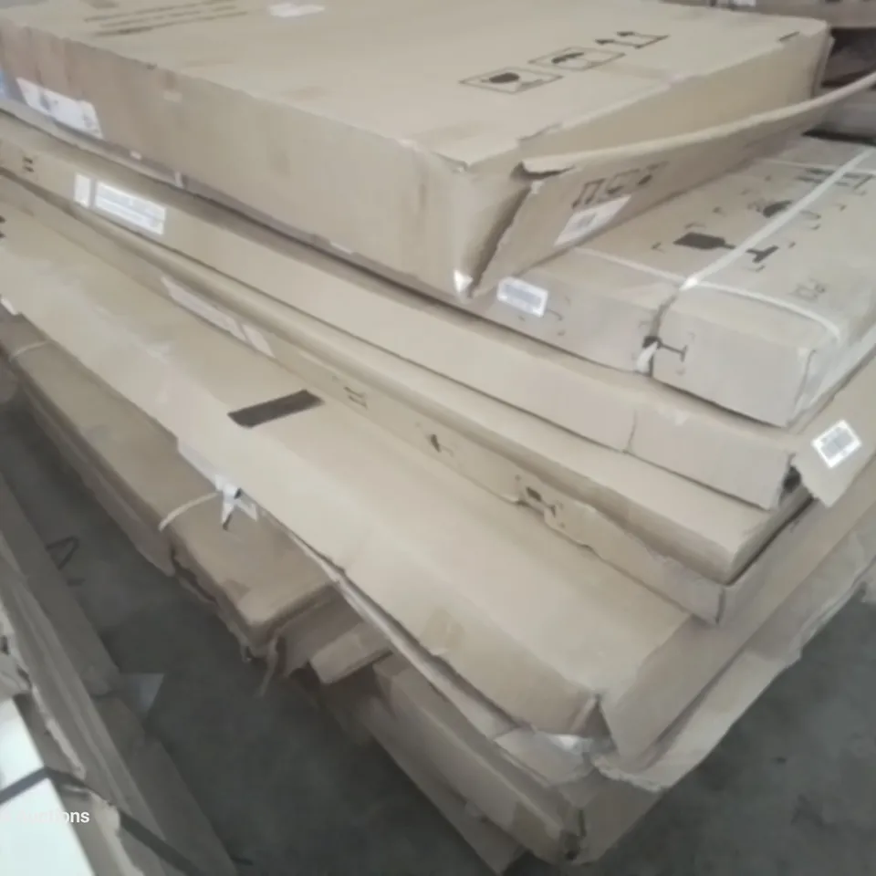 PALLET OF ASSORTED BATHROOM FITTINGS INCLUDING, RECTANGULAR SHOWER TRAY 800 × 1200, BELOYA 100cm SLIDING DOOR CLEAR, ONEGA BI FOLD SHOWER DOOR, 