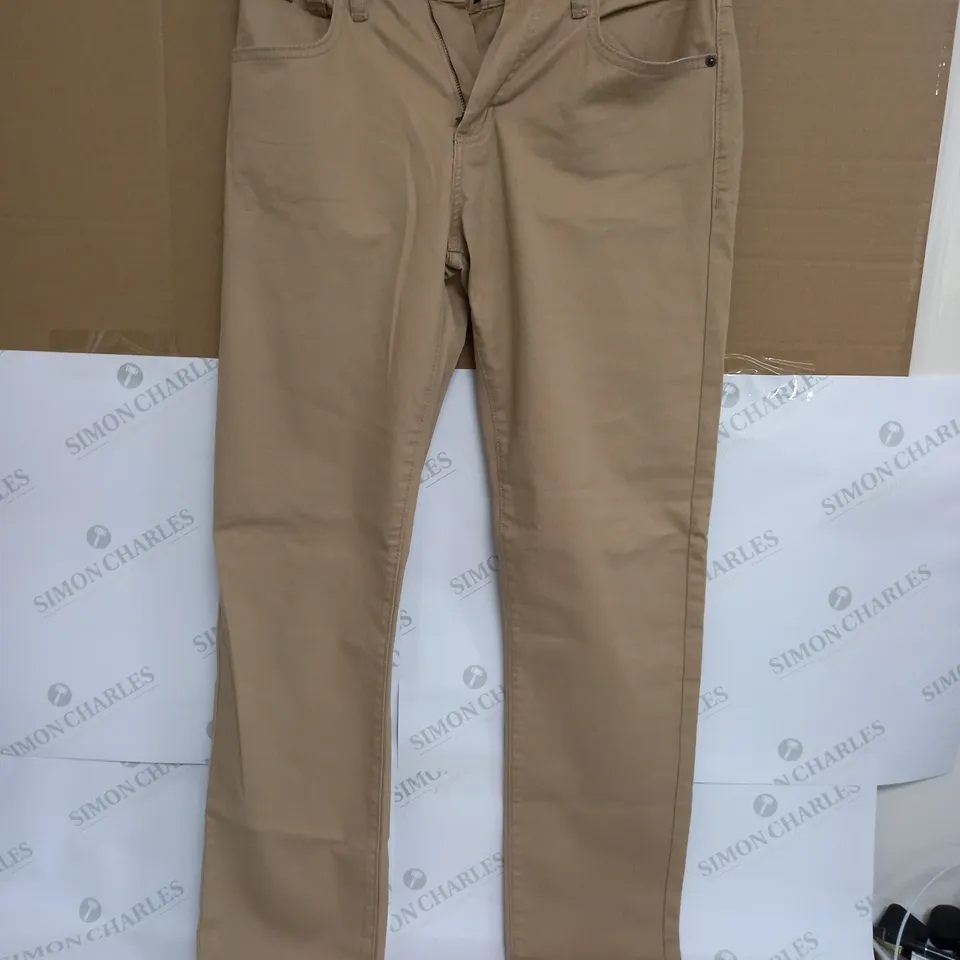 U.S. POLO ASSN. SLIM FIT PANTS IN TAN - 32R