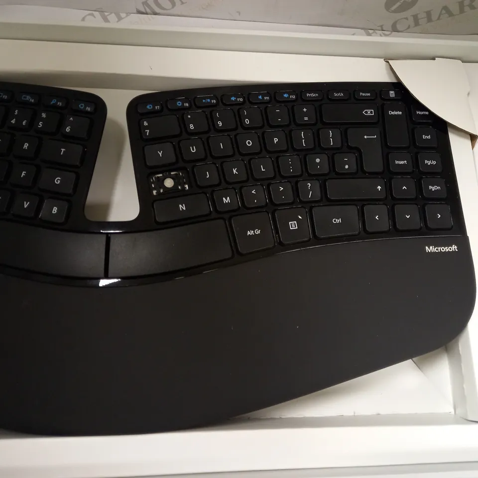 MICROSOFT SCULPT ERGONOMIC DESKTOP KEYBOARD