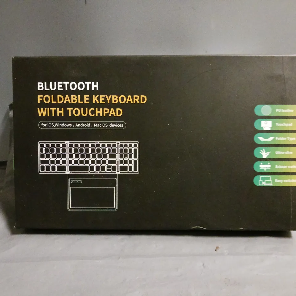 BOXED BLUETOOTH FOLDABLE KEYBOARD WITH TOUCHPAD 