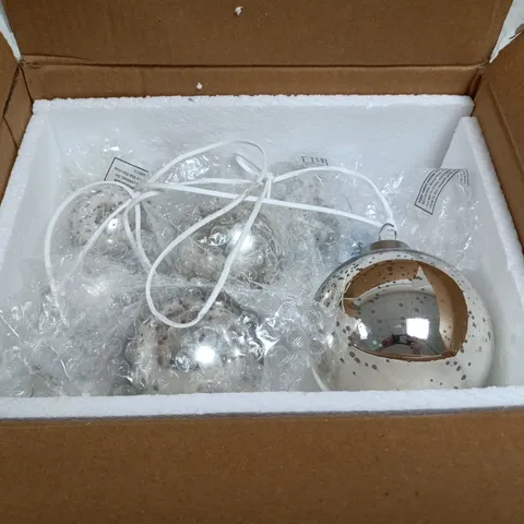 K BY KELLY HOPPEN MERCURY GLASS BAUBLE GARLAND