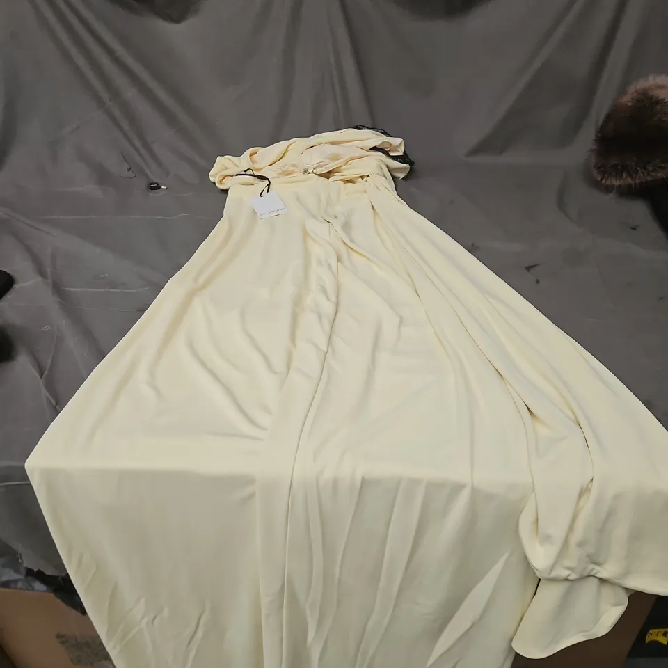 SIX STORIES IVORY ONE-SHOULDER DRAPE STRETCH BRIDESMAID DRESS – UK SIZE 10