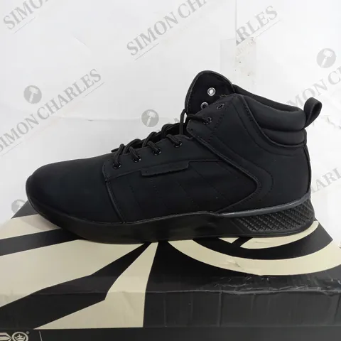 BOXED CROSSHATCH HALLIGAN SHOES, BLACK - SIZE 11