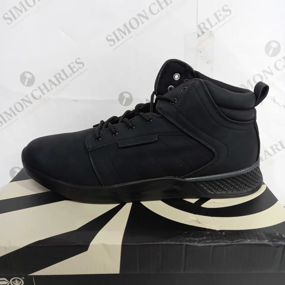 BOXED CROSSHATCH HALLIGAN SHOES, BLACK - SIZE 11