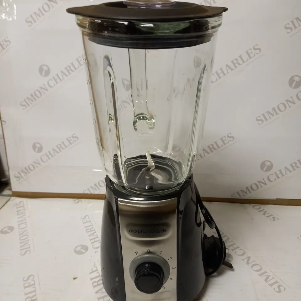 MORPHY RICHARDS TOTAL CONTROL GLASS TABLE BLENDER 