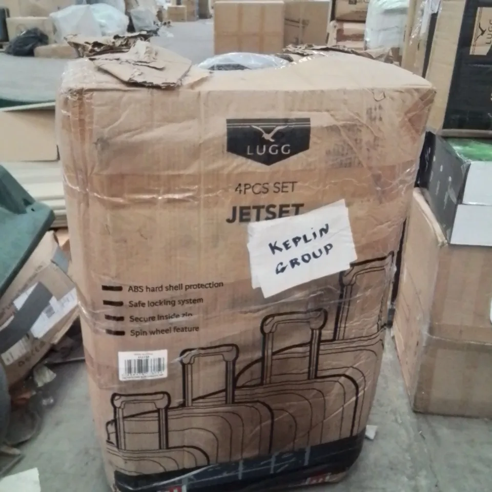 BOXED LUGG JETSET SUITCASE SET