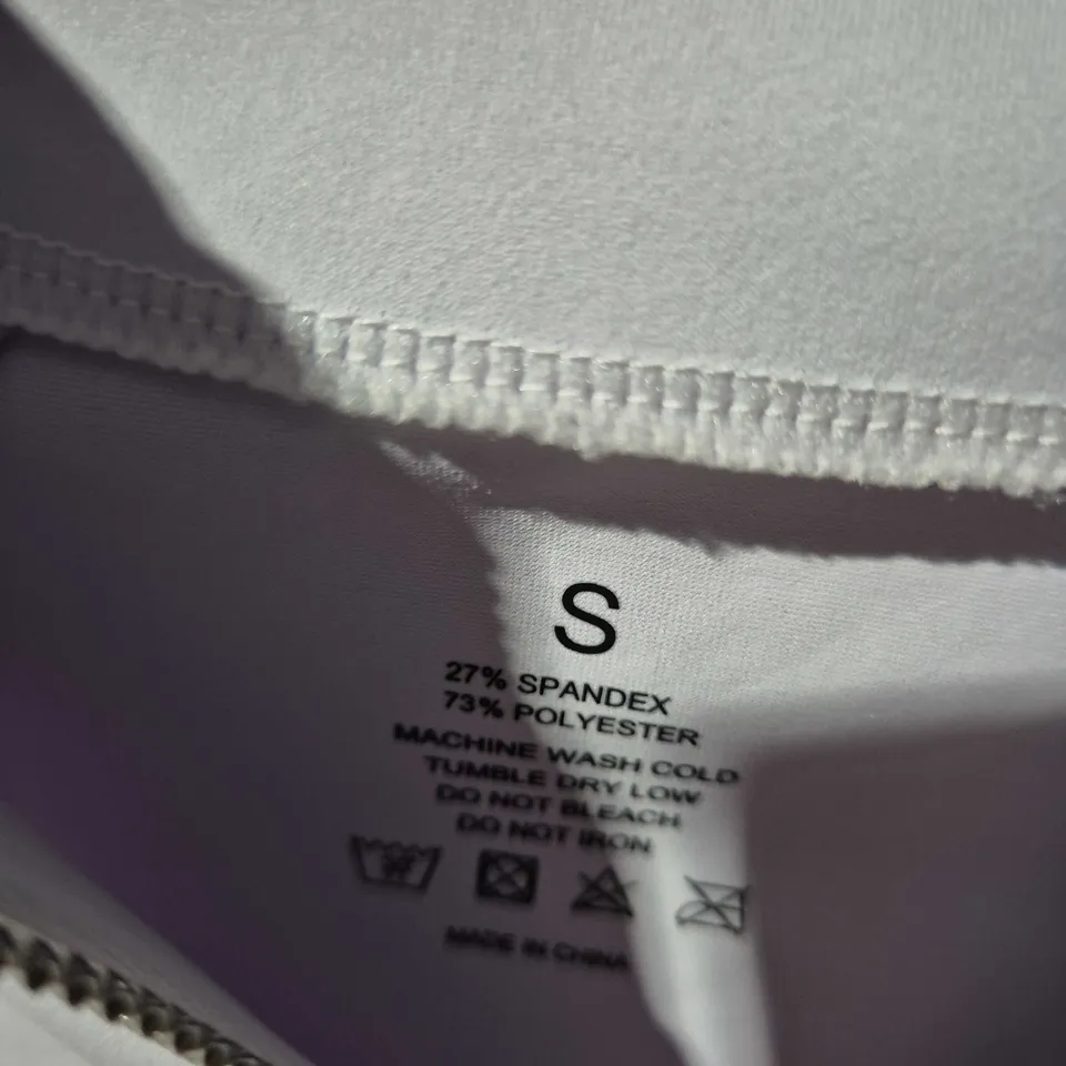 GGE WHITE ZIP-FRONT JACKET WITH SILVER HORSE LOGO - SIZE S 