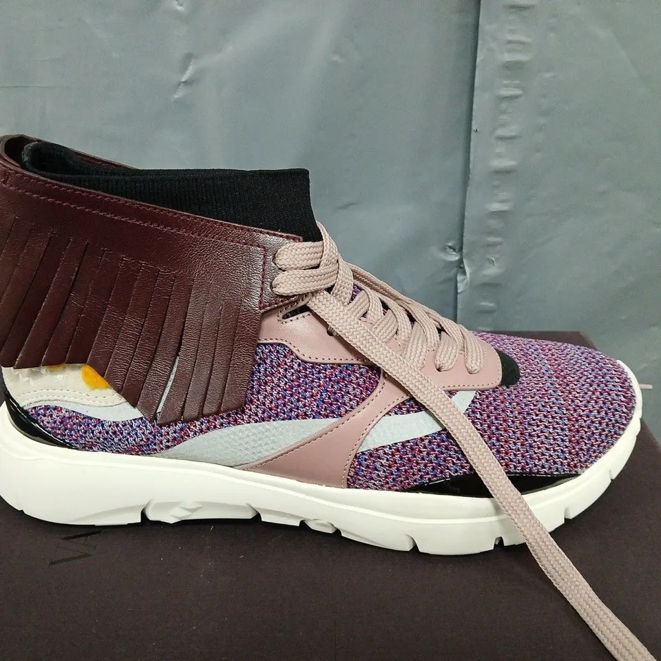 VALENTION GARAVANI SHOES SIZE 41