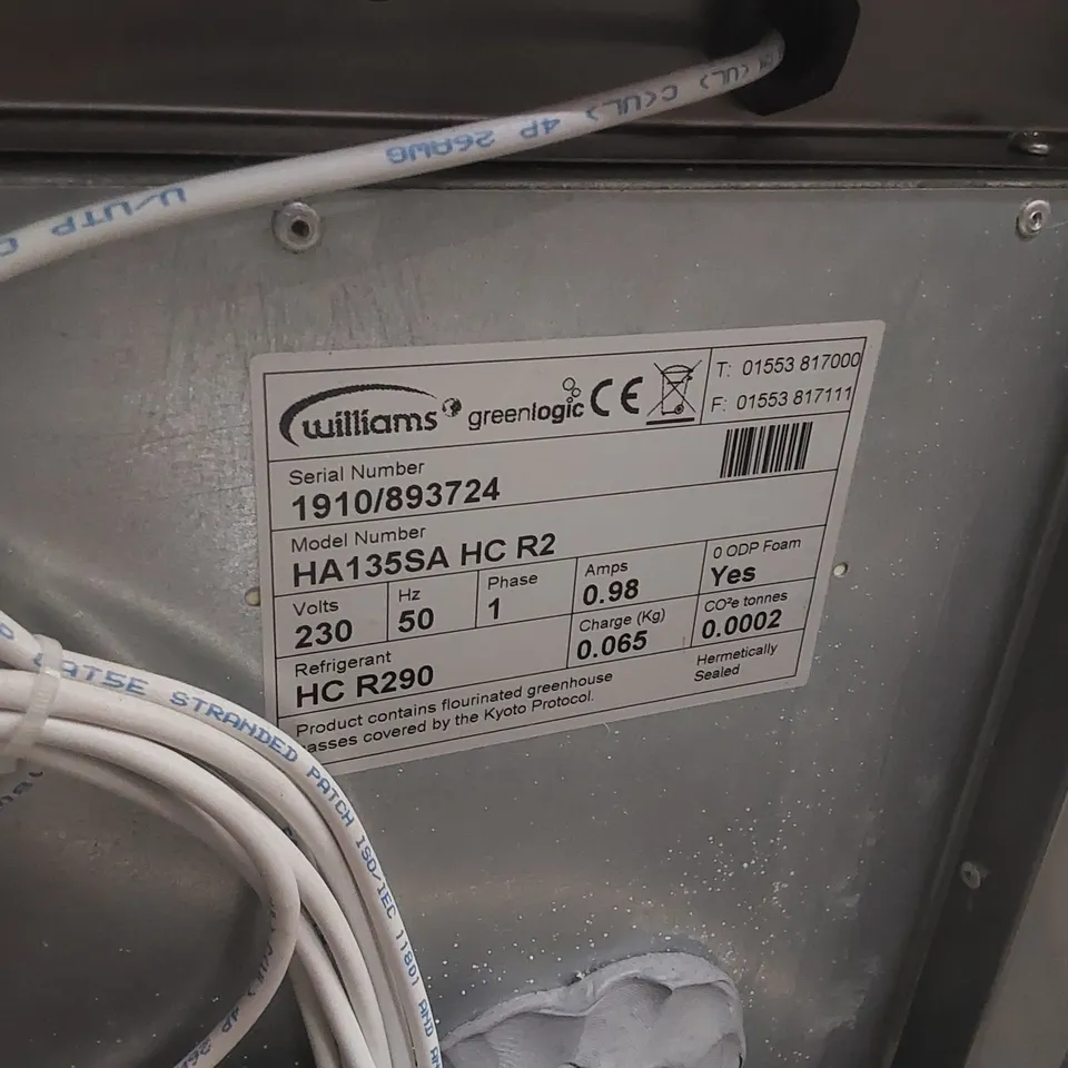 WILLIAMS HA135SA HC R2 UNDERCOUNTER SINGLE DOOR COMMERCIAL FRIDGE