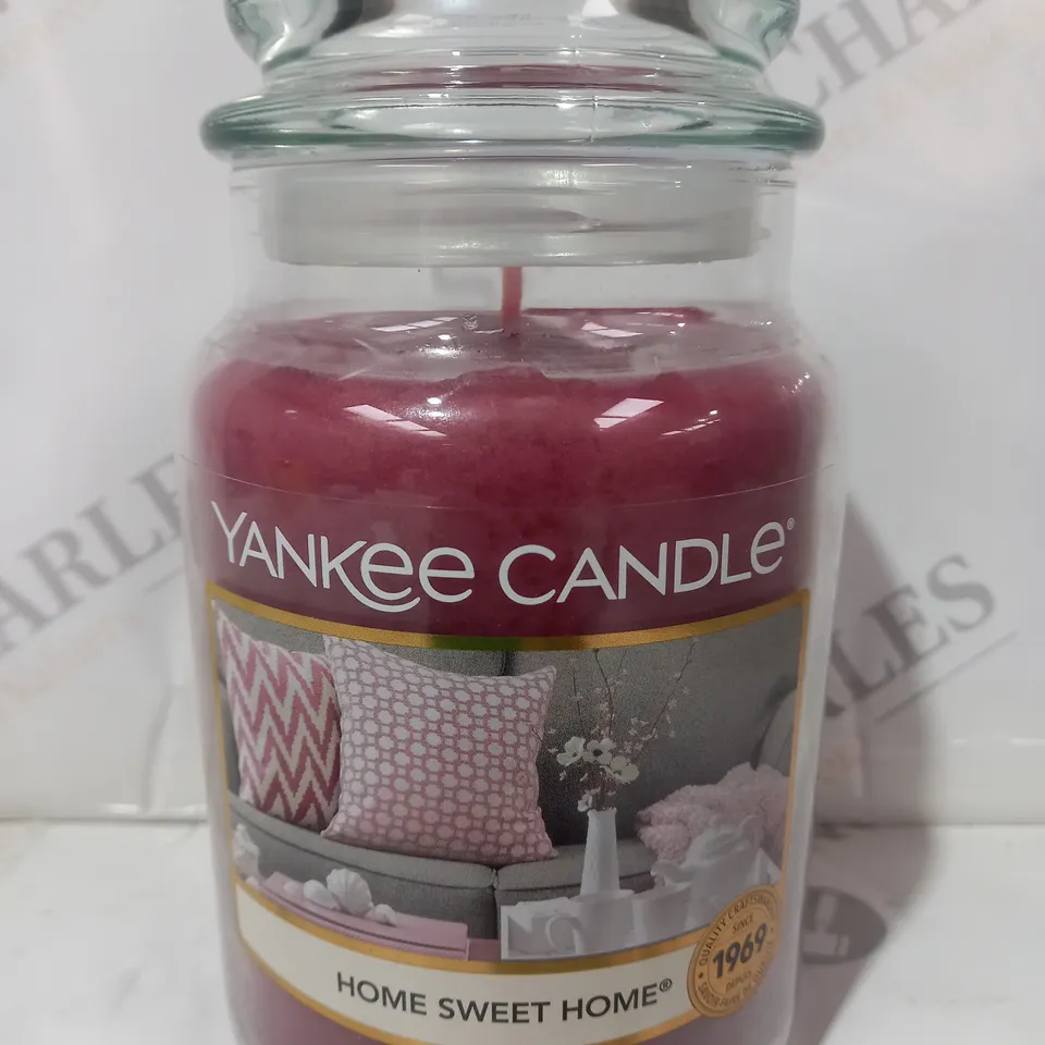 YANKEE CANDLE HOME SWEET HOME SCENTED CANDLE