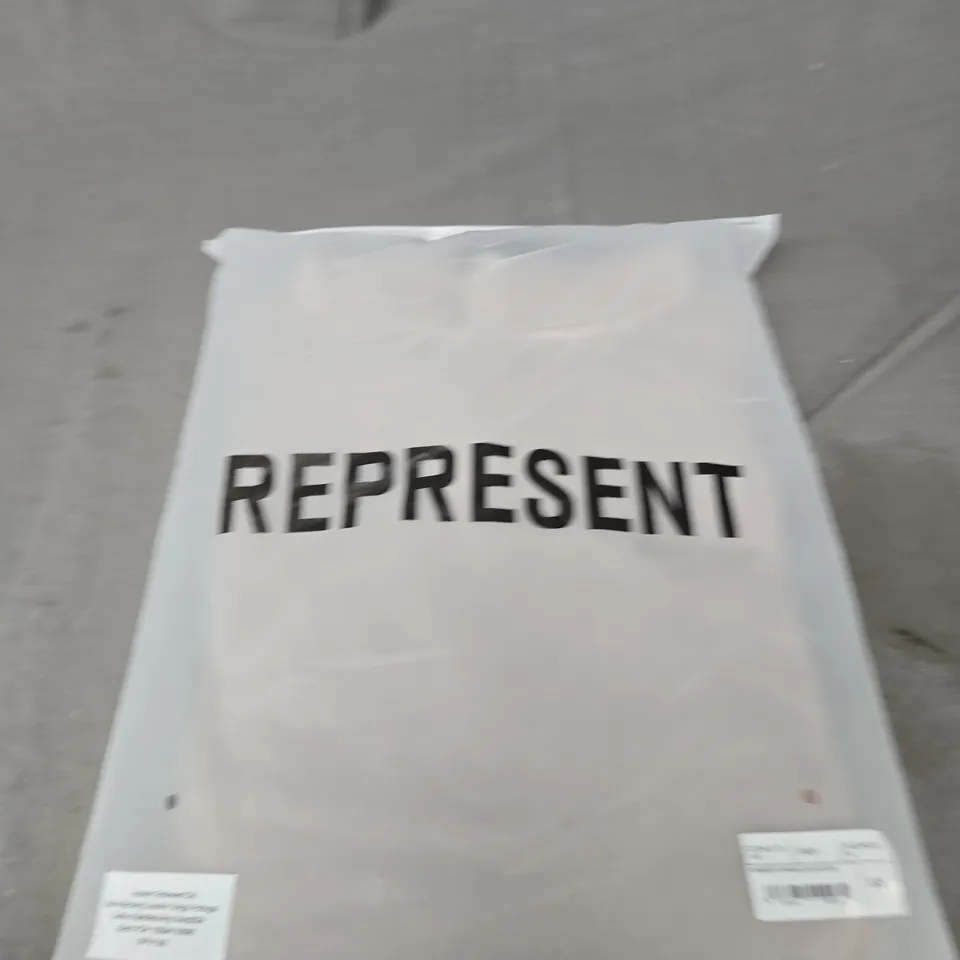 BAGGED REPRESENT OWNERS CLUB HOODIE - SIZE XXS