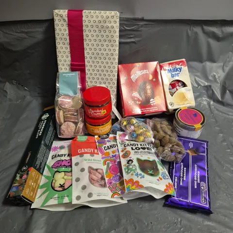 APPROXIMATELY 15 ASSORTED FOOD AND DRINK PRODUCTS TO INCLUDE - CANDY KITTENS - LILY O'BRIENS CHOCOLATE ASSORTMENT - SAMBAL BAWANG SHALLOT CHILLI SAUCE - ETC