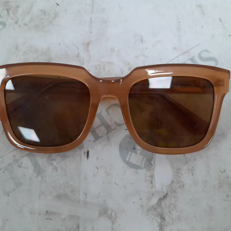 BOXED RUTH LANGSFORD SUNGLASSES IN TAN