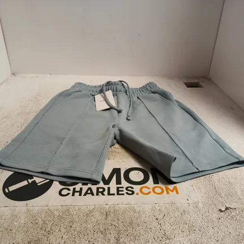 ARNE EVERYDAY LUXE SHORT IN SOFT BLUE β XS