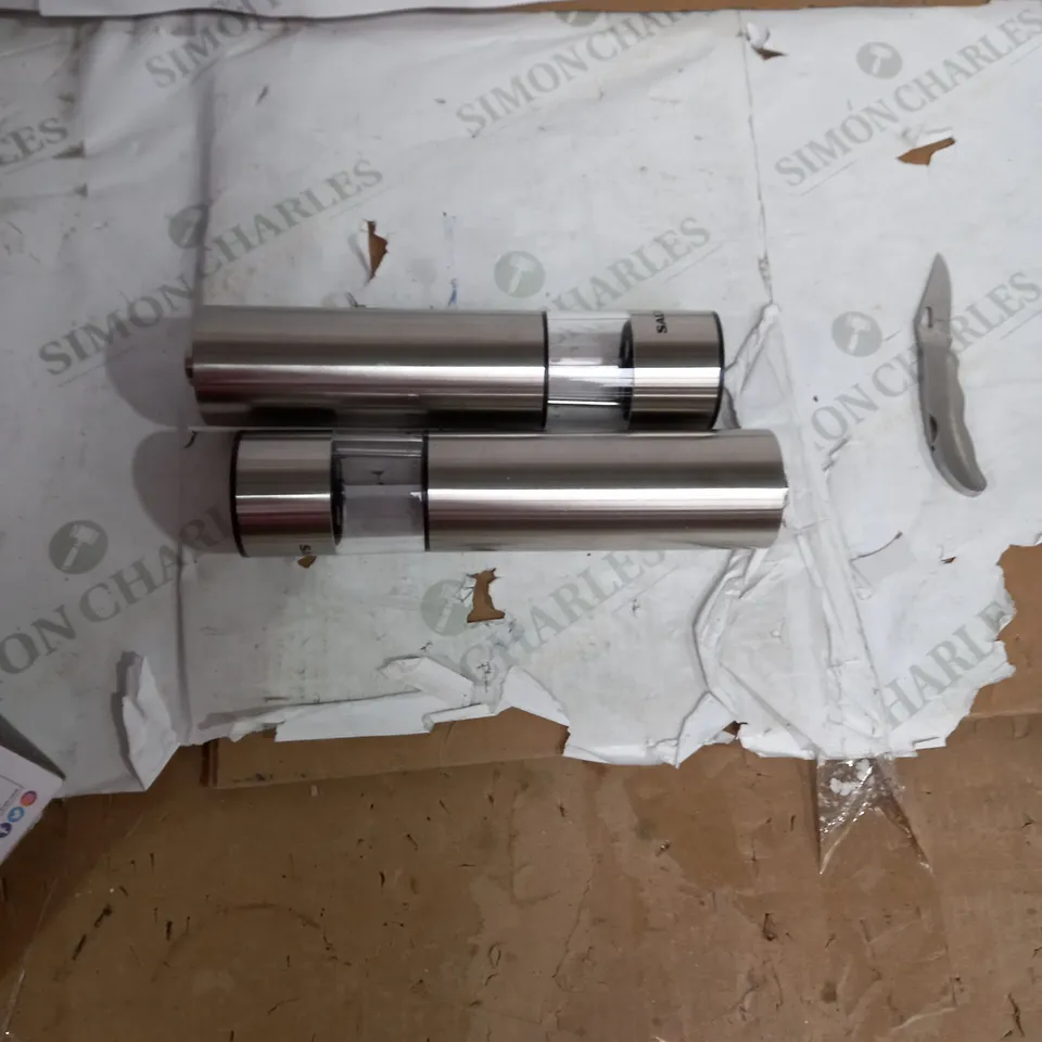 SALTER ELECTRIC SALT AND PEPPER MILL GRINDER SET 