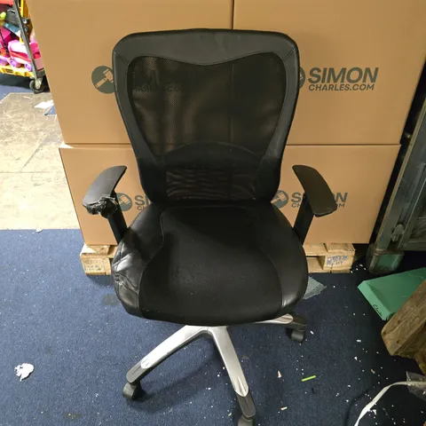 OFFICE CHAIR WITH MESH BACKREST, BLACK UPHOLSTERY